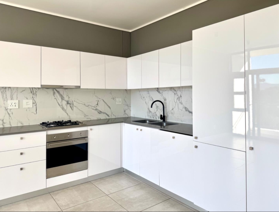 To Let 1 Bedroom Property for Rent in Paardevlei Western Cape